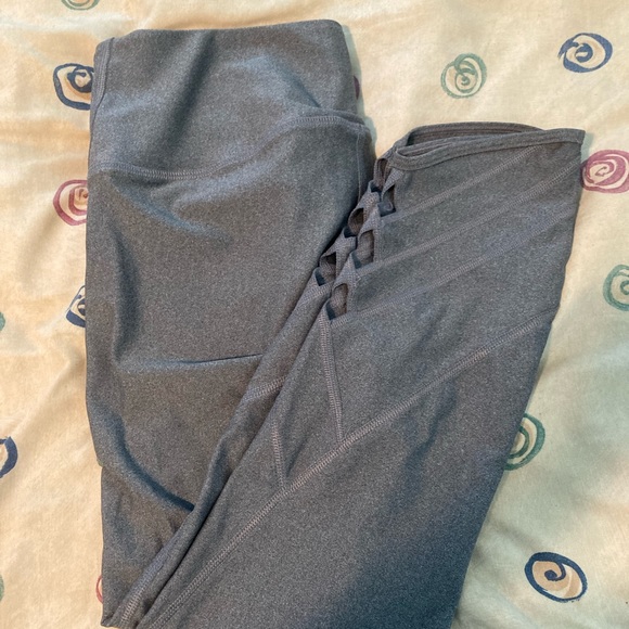 Cropped under armor leggings - Picture 1 of 2